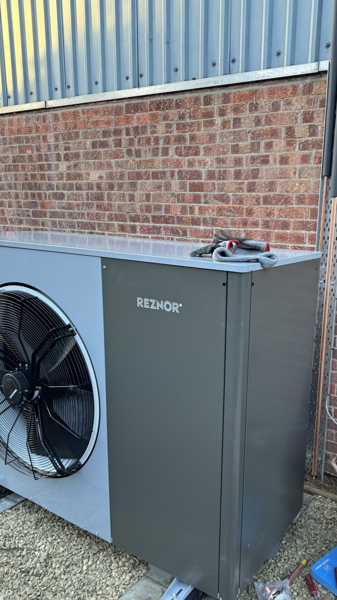 Oxford Warehouse – Heat Pump Case Study